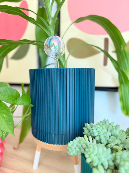 MODERN RIBBED MEDIUM PLANTER with TRAY - M0003 - 6" wide x 4" tall